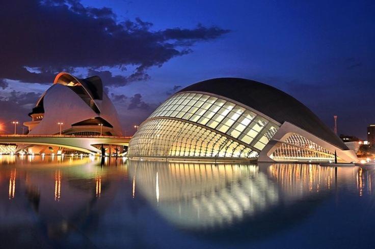 Apartamentos Ciudad De Las Artes Y Las Ciencias Valência Exterior foto